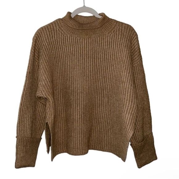 TOPSHOP Women's Topshop Mock Neck
Crop Sweater(Size Medium) - Picture 3 of 8